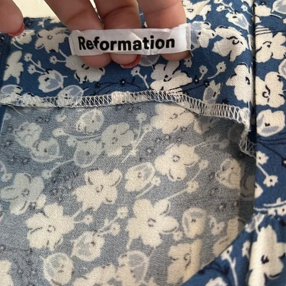 Reformation Lacey Dress - Picture 4 of 4